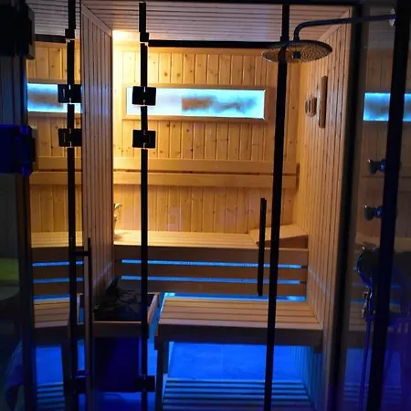 Smart Luxury Penthouse - Private Sauna, Hot-tub, Cinema At The Location In *