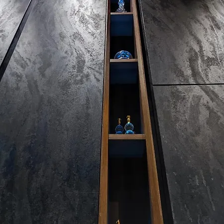 Smart Luxury Penthouse - Private Sauna, Hot-tub, Cinema At The Location In Appartement *