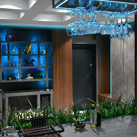 Smart Luxury Penthouse - Private Sauna, Hot-tub, Cinema At The Location In Skopje