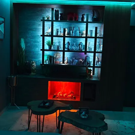Smart Luxury Penthouse - Private Sauna, Hot-tub, Cinema At The Location In Skopje