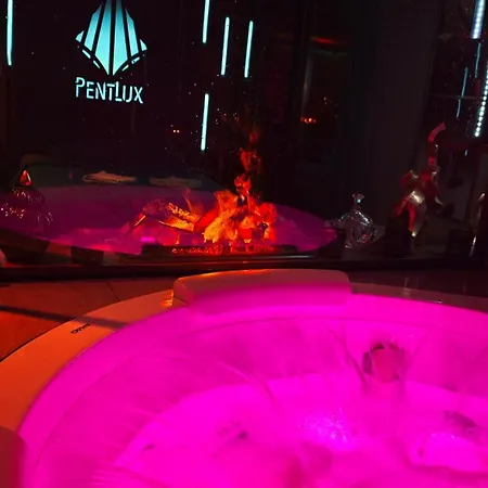 Smart Luxury Penthouse - Private Sauna, Hot-tub, Cinema At The Location In *