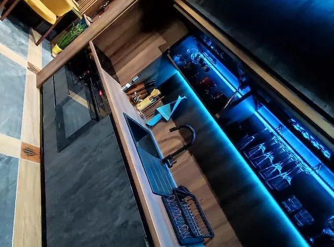 Apartment Smart Luxury Penthouse - Private Sauna, Hot-tub, Cinema At The Location In Skopje