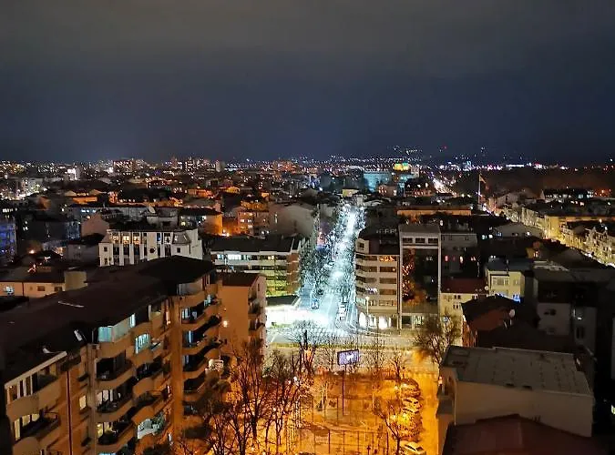 Smart Luxury Penthouse - Private Sauna, Hot-tub, Cinema At The Location In *