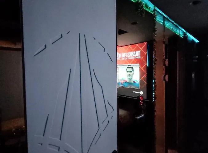 Smart Luxury Penthouse - Private Sauna, Hot-tub, Cinema At The Location In Apartment