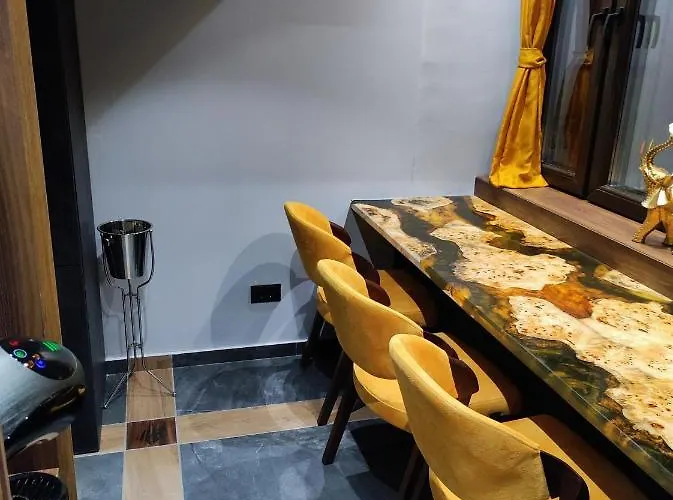 Appartement Smart Luxury Penthouse - Private Sauna, Hot-tub, Cinema At The Location In