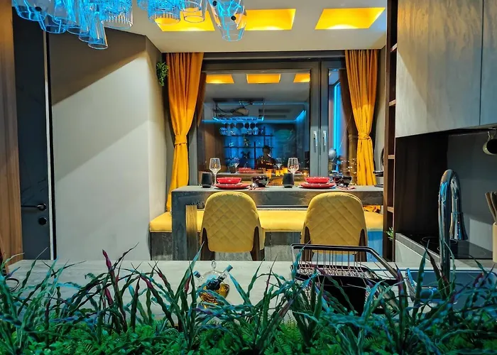 Appartement Smart Luxury Penthouse - Private Sauna, Hot-tub, Cinema At The Location In